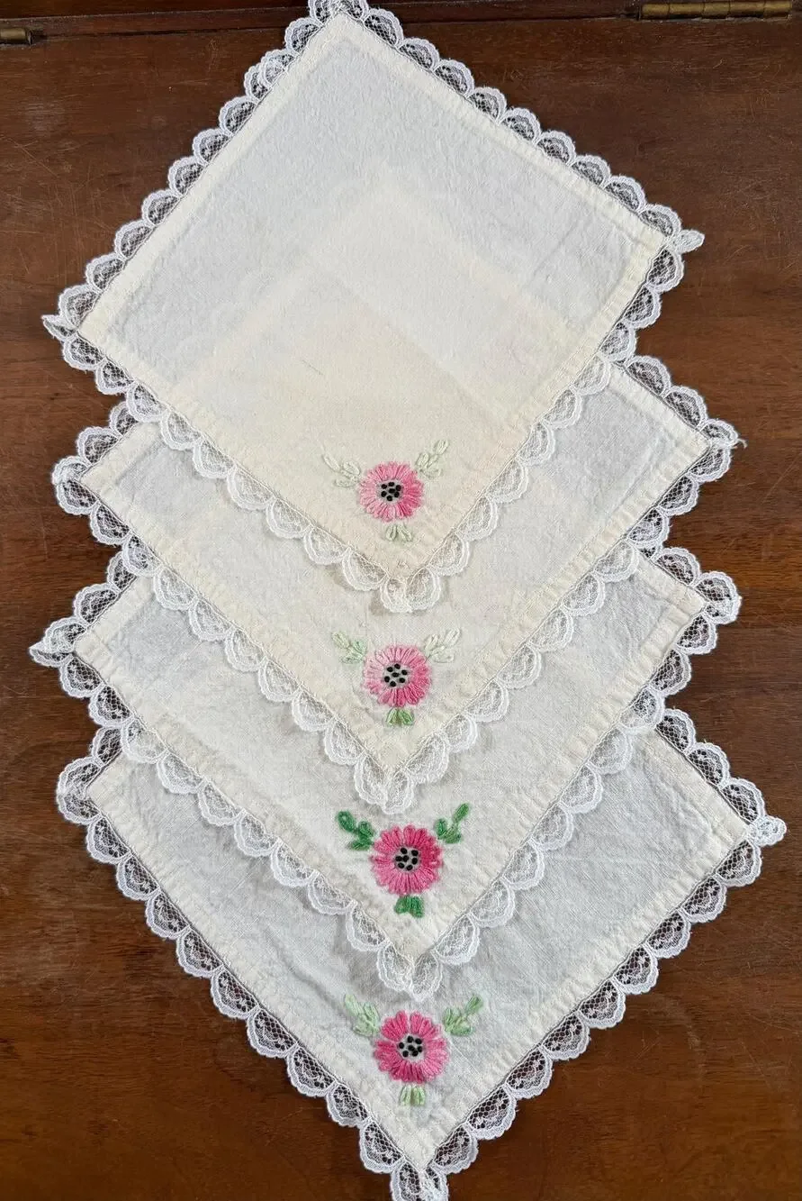 Set of 4 Vintage Embroidered Handkerchiefs White Lace Trim Pink Flower
